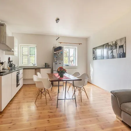 Apartment Big In Bad Loipersdorf On A Farm Near F Rstenfeld