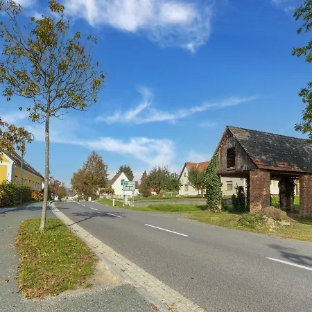 Apartment Big In Bad Loipersdorf On A Farm Near F Rstenfeld Loipersdorf bei Fuerstenfeld
